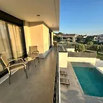 Location For 6 Or 8 Guests, 3 Bathrooms & Private Pool * Mesokhórion