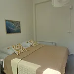 Villa Location For 6 Or 8 Guests, 3 Bathrooms & Private Pool