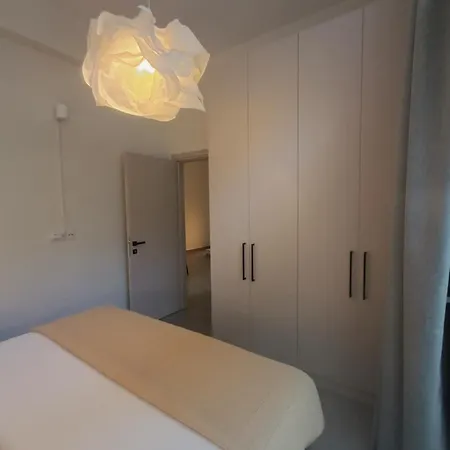 Villa Passion 4 Bedroom & Private Pool In Town