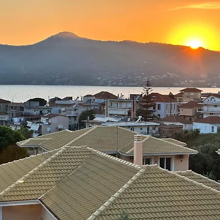 Villa Passion 4 Bedroom & Private Pool In Town
