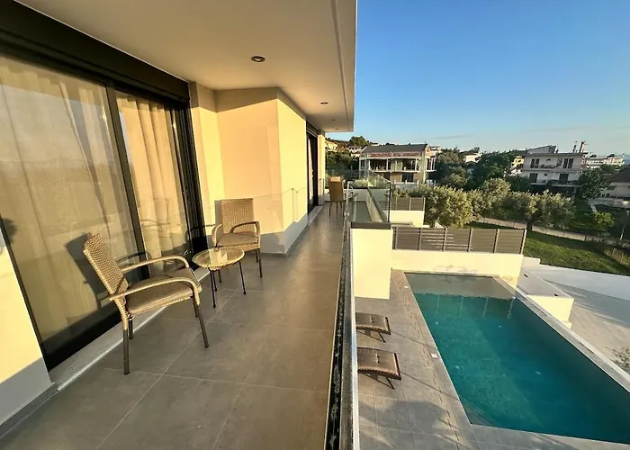 Location For 6 Or 8 Guests, 3 Bathrooms & Private Pool * Mesochorion (Evrytania)